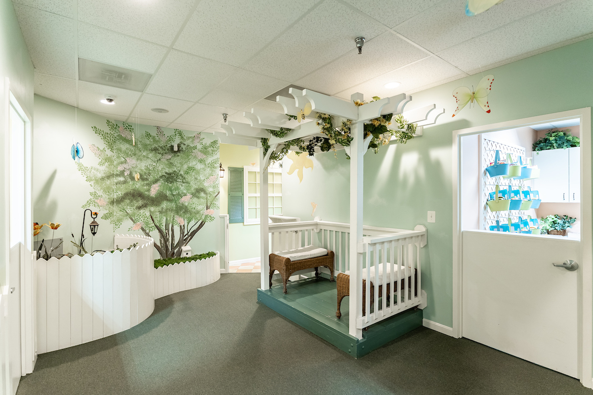 Hirsch-pediatrics-garden-office
